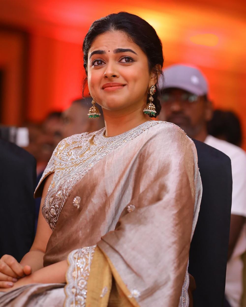 Tamil Actress Siddhi Idnani In Orange Saree